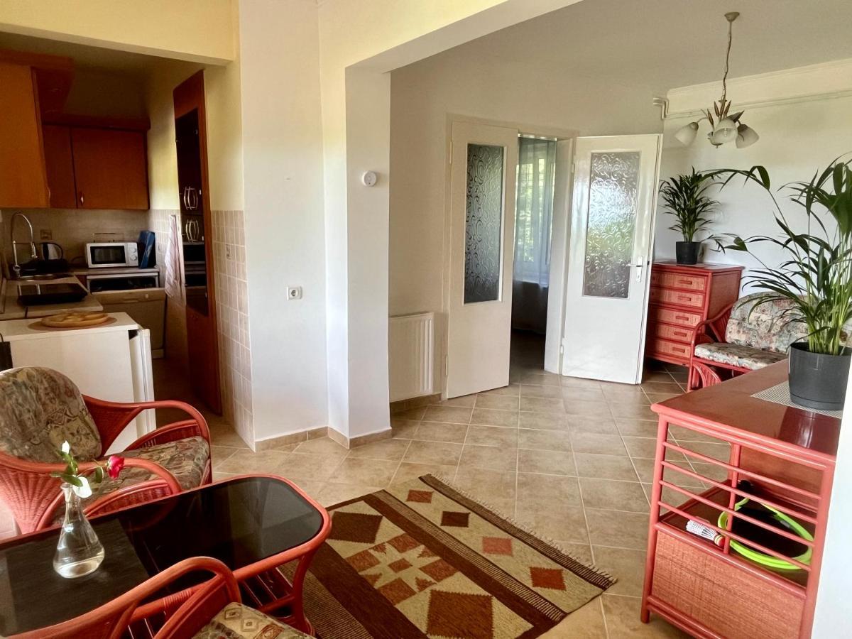 Ferienwohnung Casa Di Bianca - Koezvetlen Vizparti Nyaralo Siófok Exterior foto