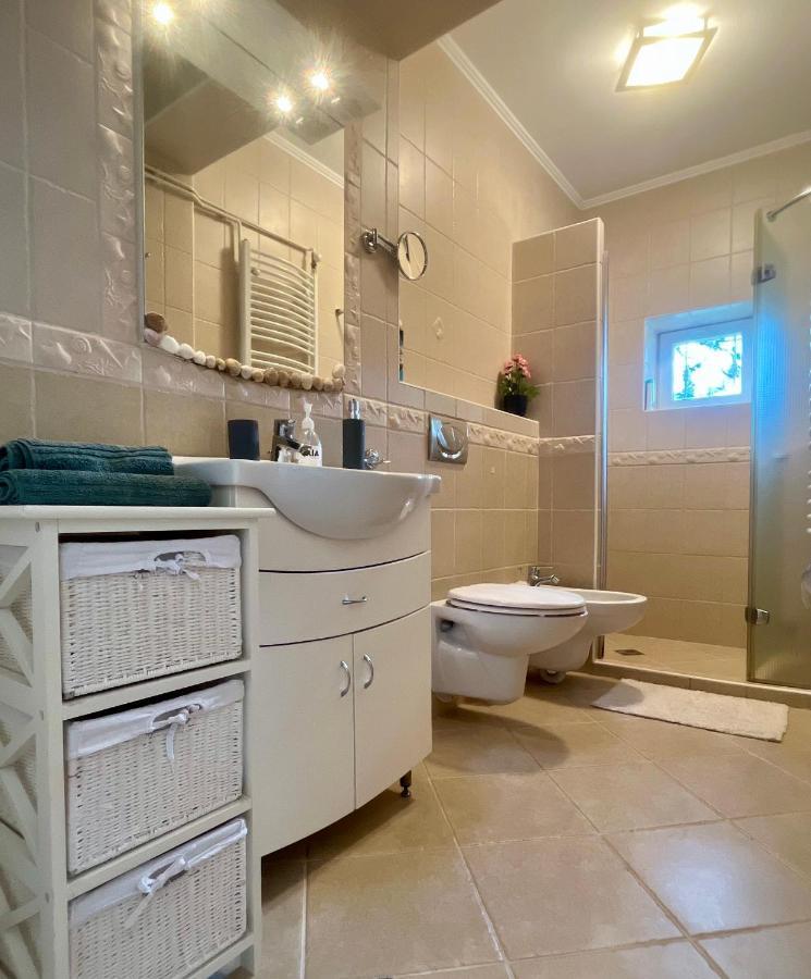 Ferienwohnung Casa Di Bianca - Koezvetlen Vizparti Nyaralo Siófok Exterior foto