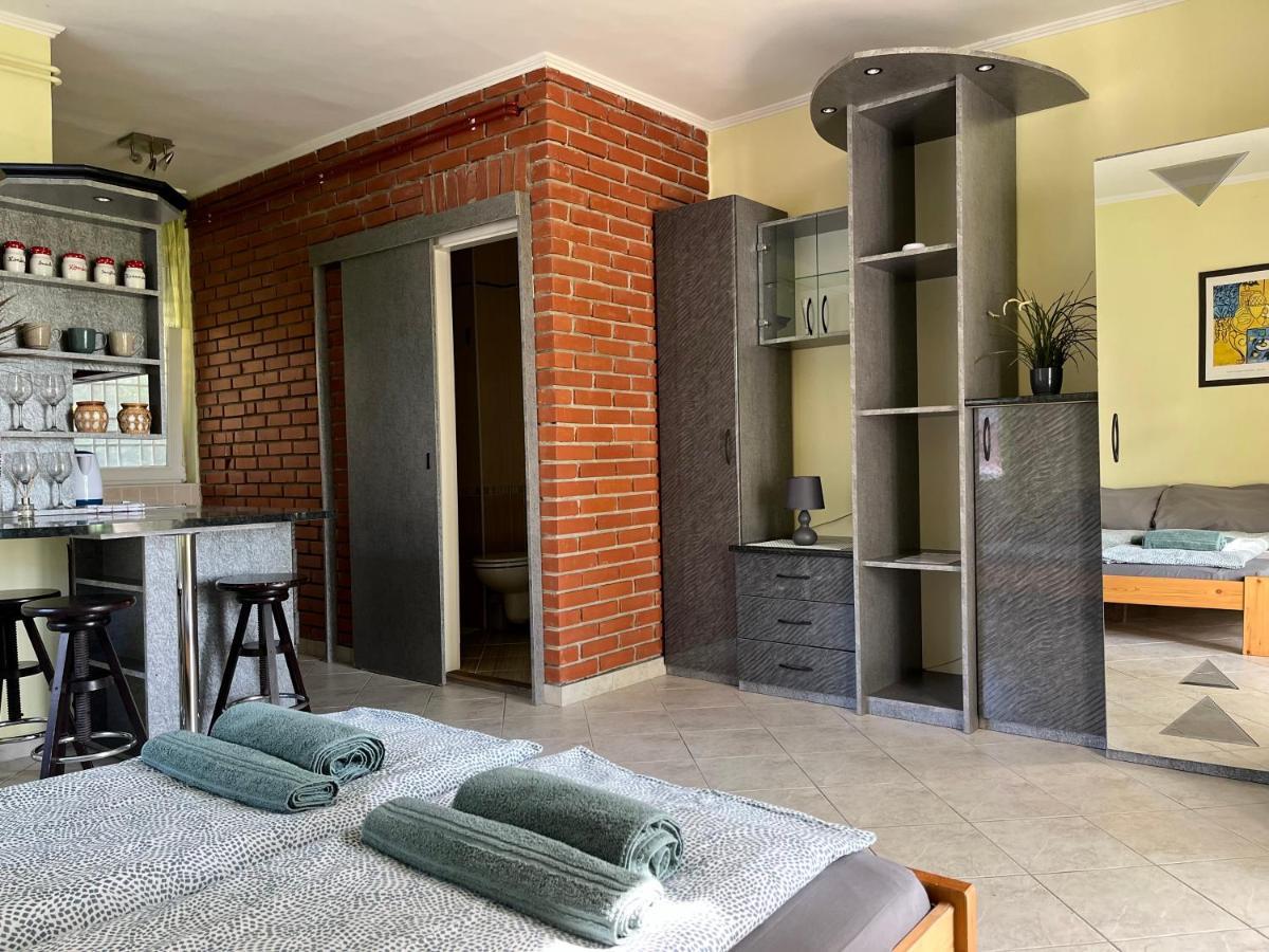 Ferienwohnung Casa Di Bianca - Koezvetlen Vizparti Nyaralo Siófok Exterior foto